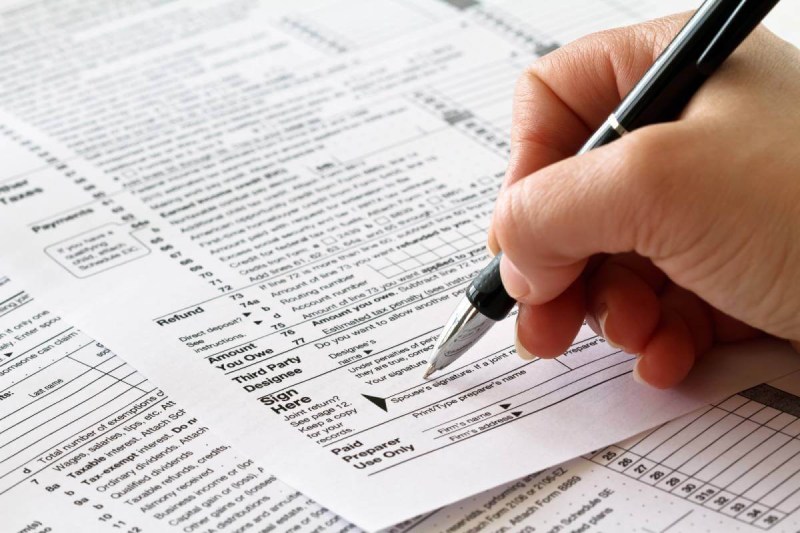 Refundable & Nonrefundable Tax Credits Can Help Colorado Springs Taxpayers Save